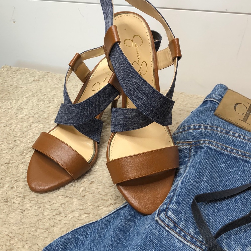 Jessica Simpson heeled sandals - Picture 2 of 6